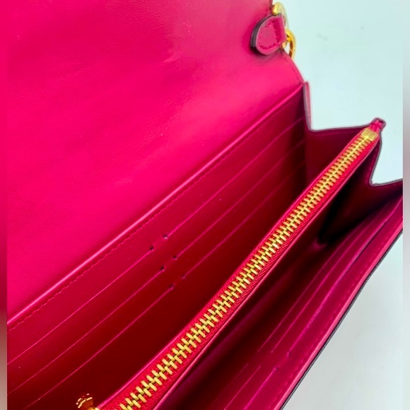 Auth Louis Vuitton Felicie Magenta Vernis Wallet on Chain Pouchette Shoulder Bag - Picture 15 of 15
